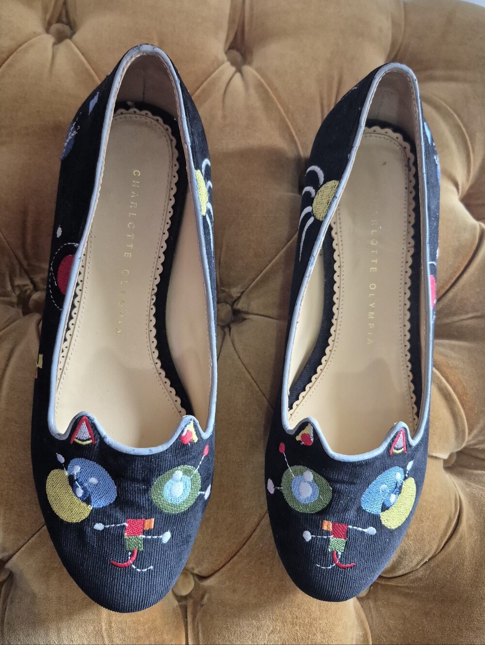Charlotte Olympia Italy Abstract Art Kitty Velvet Silver Block Heels Flats 37 7